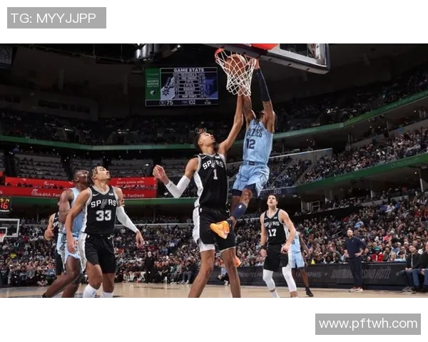 2017年NBA季后赛马刺与灰熊第四场激战回顾及精彩瞬间分析